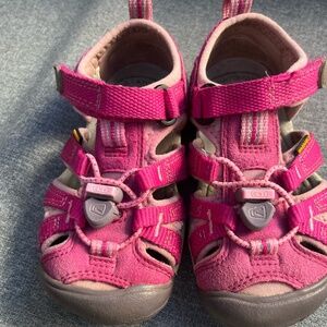 Keen Seacamp Water Shoe Size 9